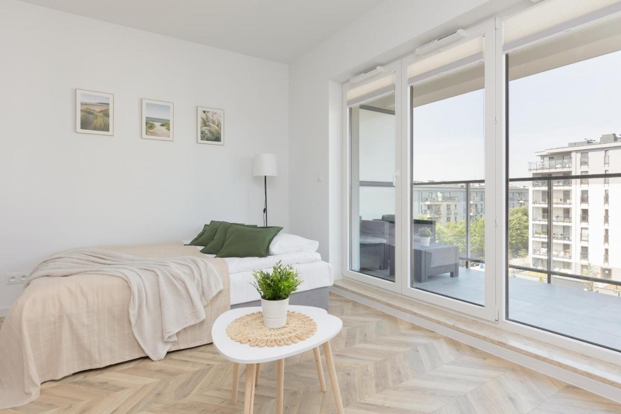Ursus Sunny Studio For 4 Guests With Parking & Balcony By Noclegi Renters Varšava Exteriér fotografie