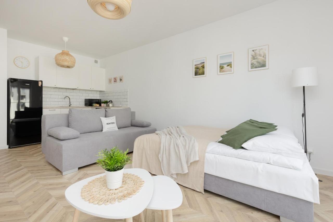 Ursus Sunny Studio For 4 Guests With Parking & Balcony By Noclegi Renters Varšava Exteriér fotografie